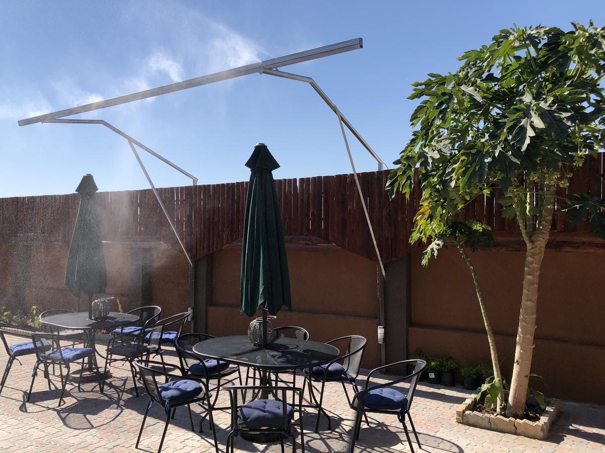 City Lodge Etosha Omuthiya Bagian luar foto