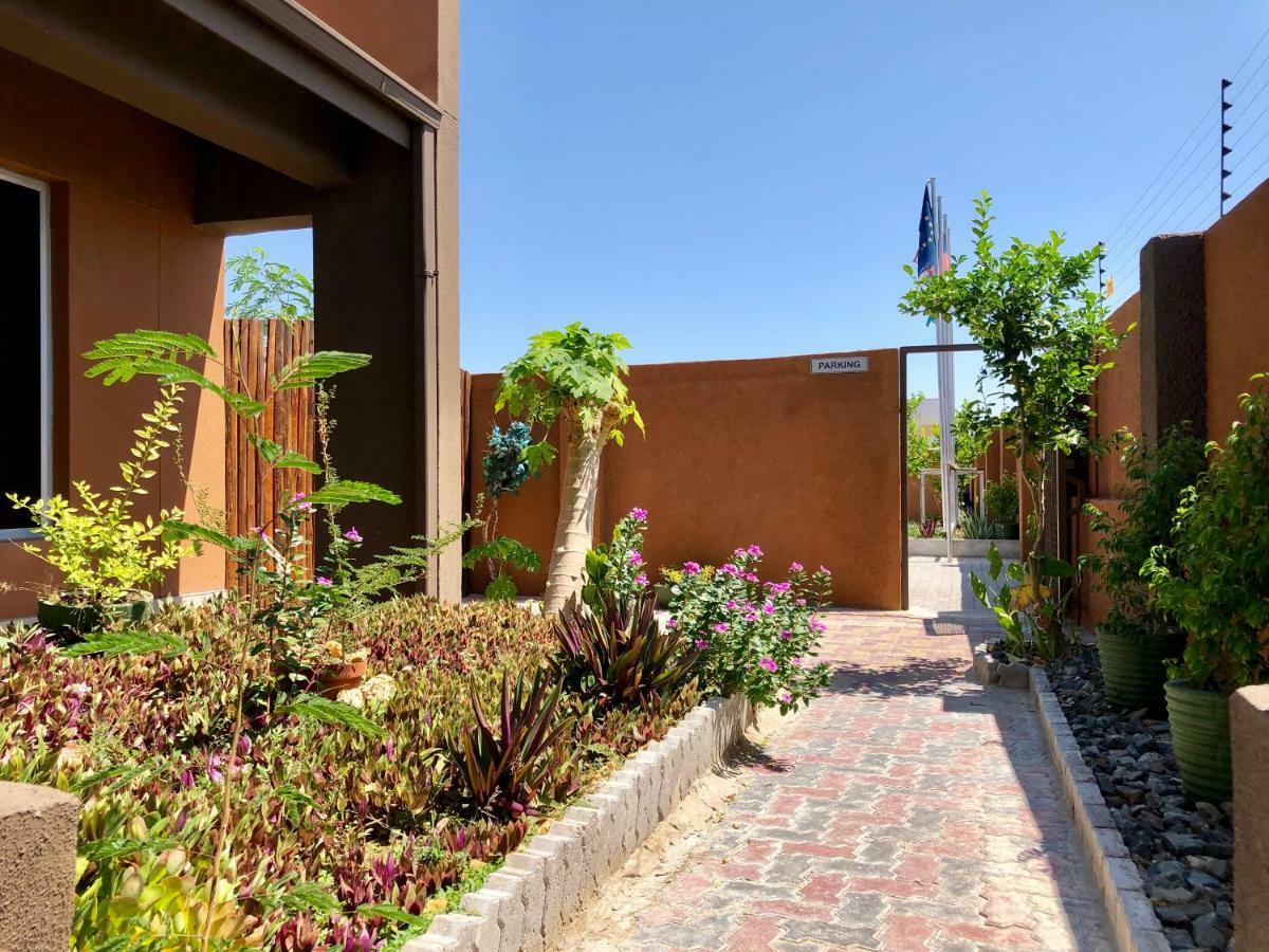 City Lodge Etosha Omuthiya Bagian luar foto